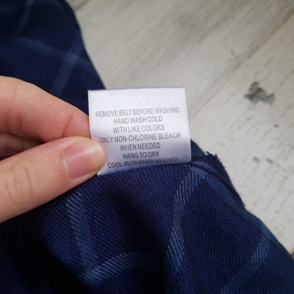 Modcloth| Breathtaking Tiger Lilies Midi Skirt Tartan Navy Plaid Size Small - Picture 9 of 9